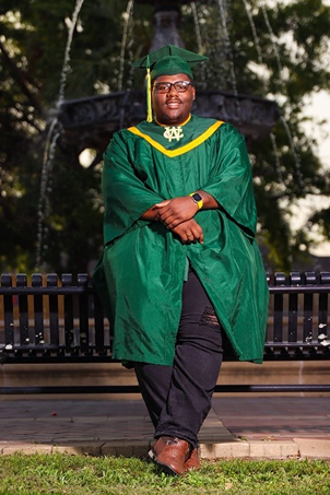 Jakhari, Patricia Frist Memorial Scholarship 2025 recipient